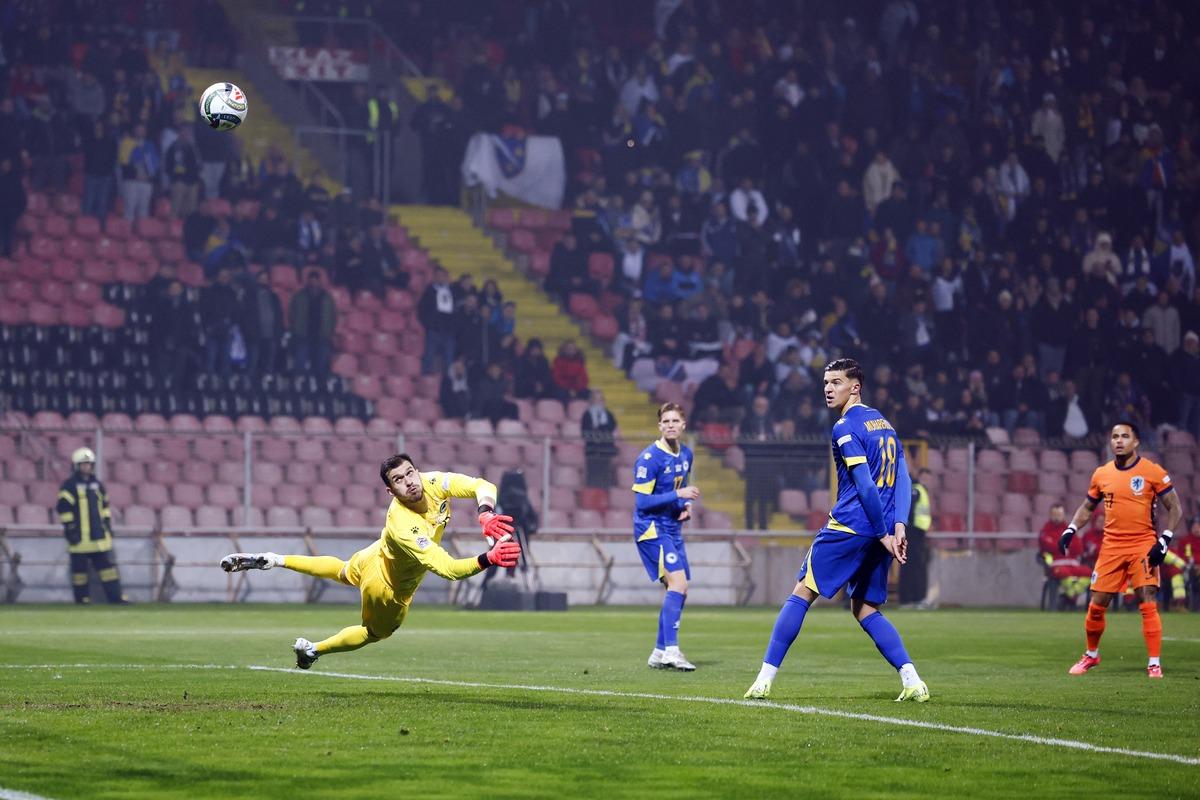 接发球反击 接发球反击