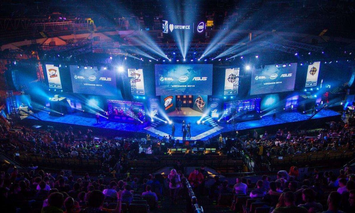 与球迷期待 与球迷期待